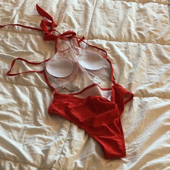 Bathing suit - Picture 3 of 4